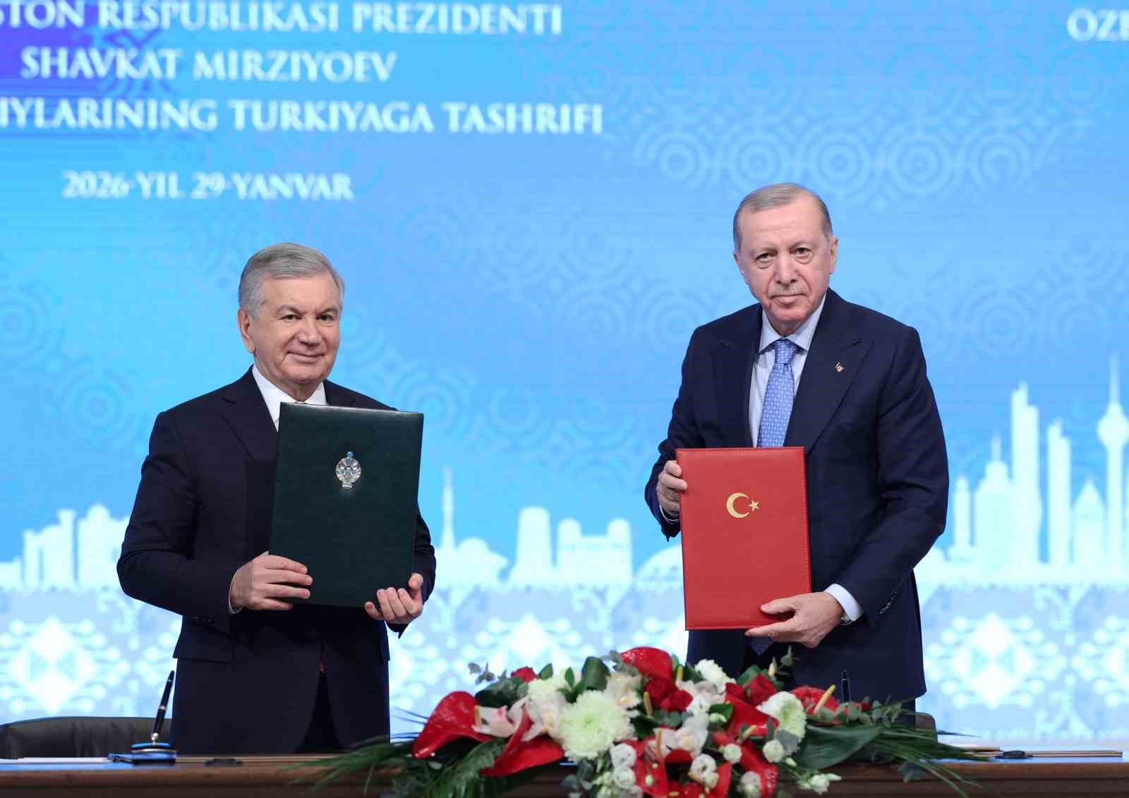cumhurbaskani erdogan yurek yurege verdigimiz muddetce bulundugumuz asra turk dunyasinin muhrunu vuracagimizdan eminiz 10 jU9rTyHy