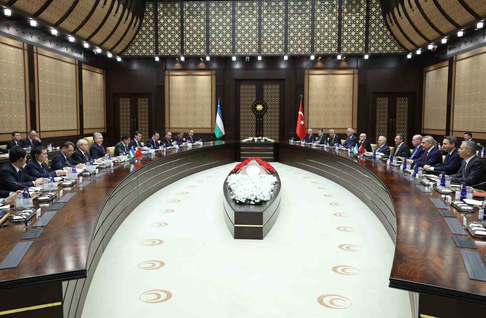cumhurbaskani erdogan yurek yurege verdigimiz muddetce bulundugumuz asra turk dunyasinin muhrunu vuracagimizdan eminiz 19 AAh7dpP6