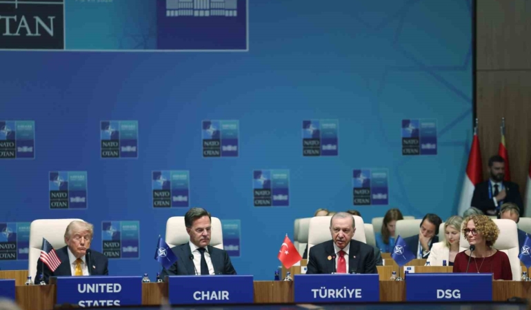 cumhurbaskani-erdogan-yuzde-5-hedefine-laheyde-belirlenen-2035-yilindan-5-sene-once-erismeyi-hedefliyoruz-v5Fd9kUw.jpg