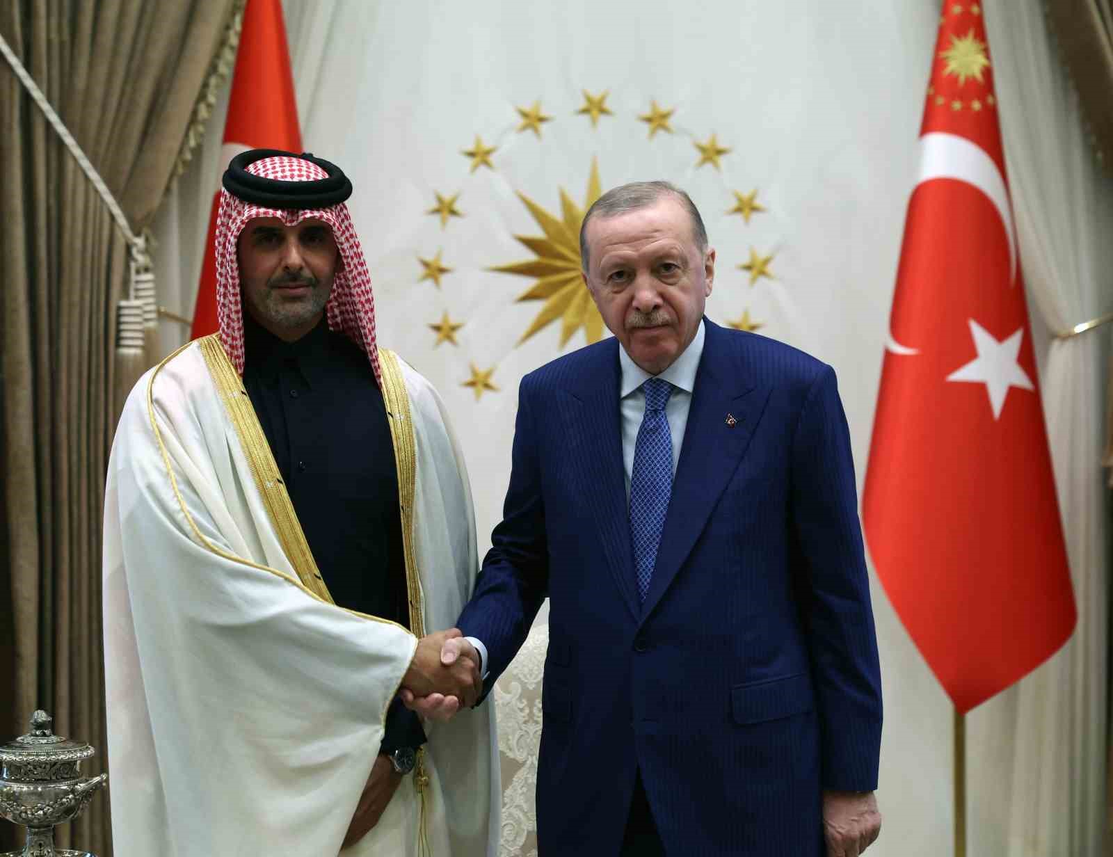 Cumhurbaşkanı Erdoğan’a 3 ülkenin büyükelçisinden güven mektubu 6 cumhurbaskani erdogana 3 ulkenin buyukelcisinden guven mektubu 2 dwa9qq3h