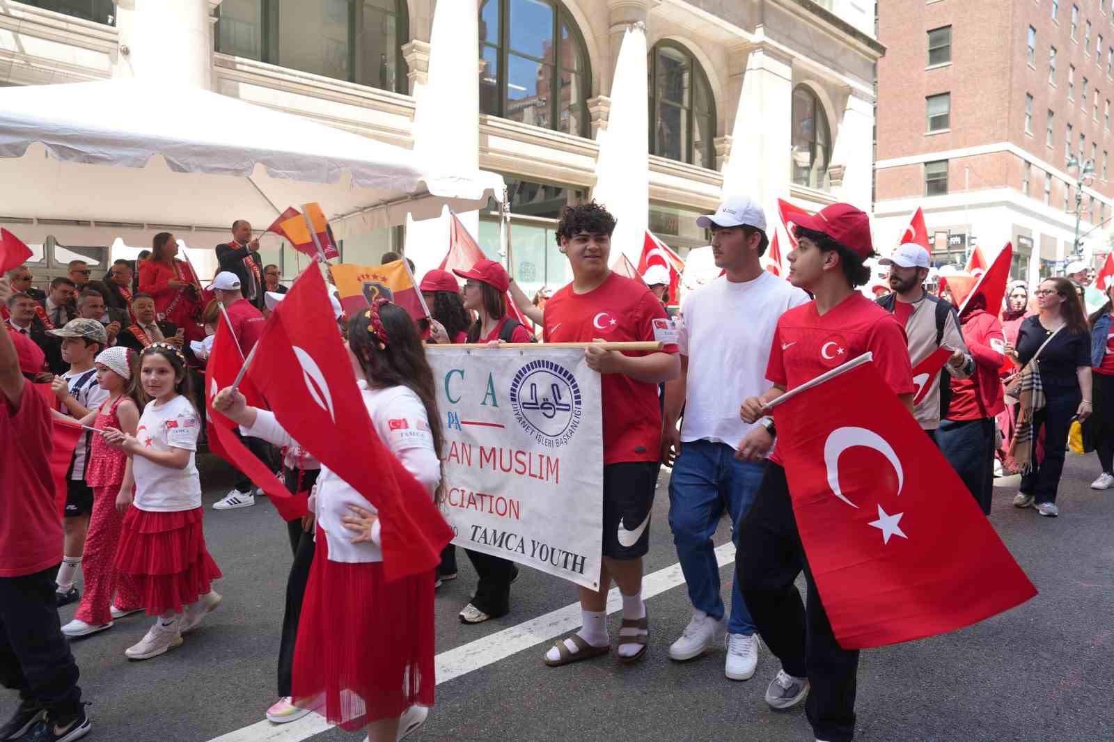 Cumhurbaşkanı Erdoğan’dan ABD’deki Türk toplumuna: "Mesafelerin ayıramayacağı kadar güçlü bir bağa sahibiz" 11 cumhurbaskani erdogandan abddeki turk toplumuna mesafelerin ayiramayacagi kadar guclu bir baga sahibiz 7 lQNOkjjD