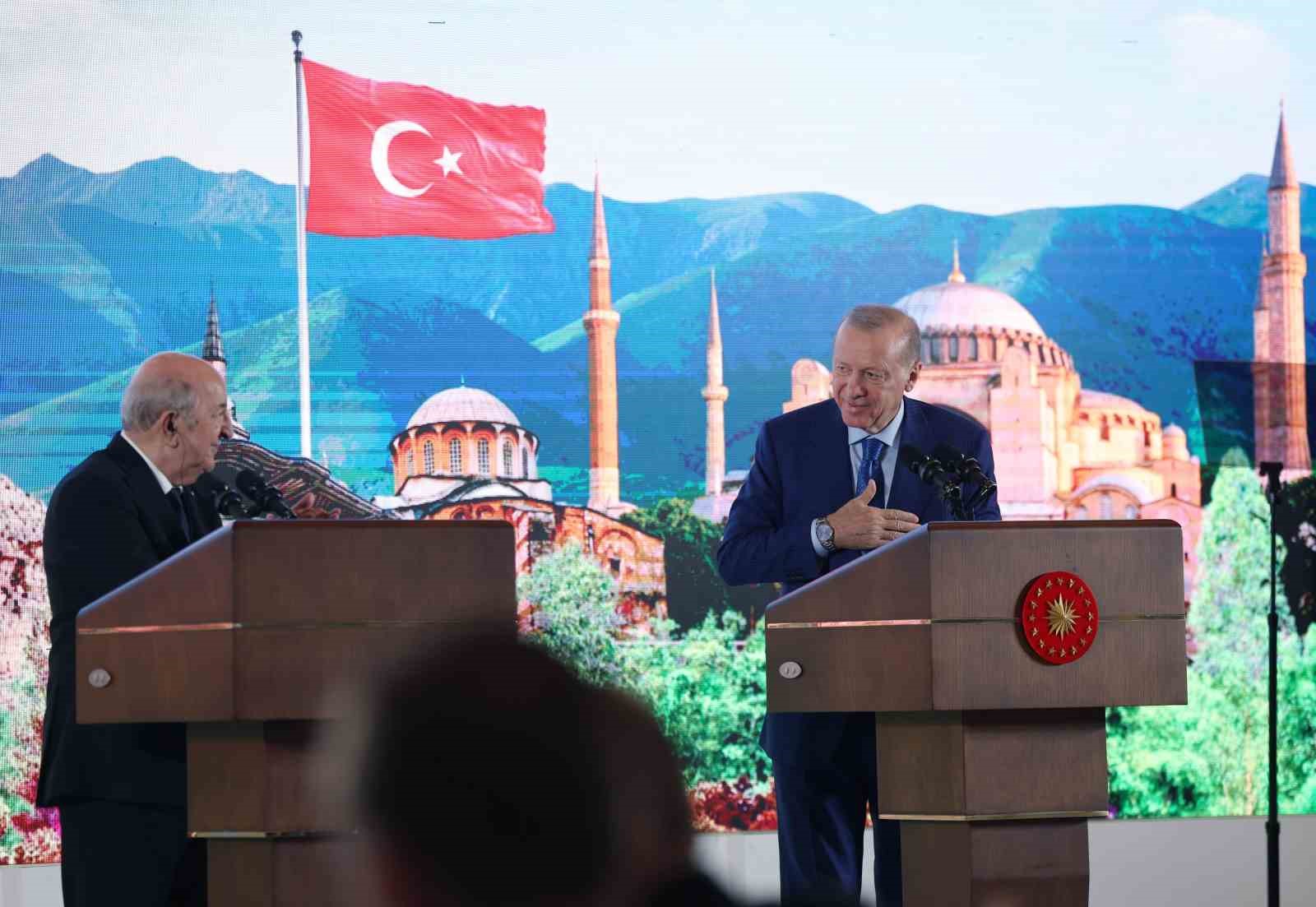 cumhurbaskani erdogandan cezayir cumhurbaskani tebbuna devlet nisani 6 9rhZ4baz