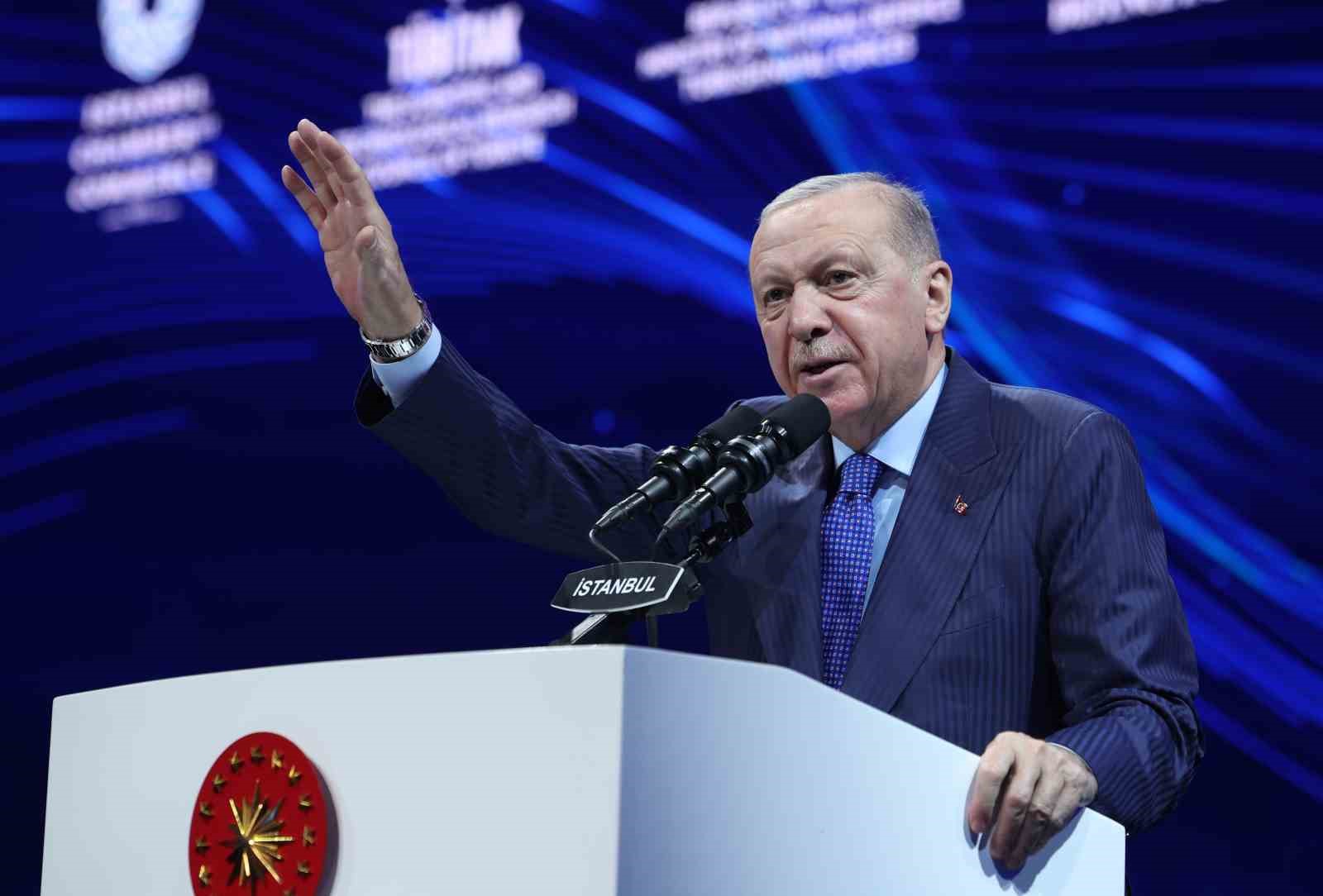 cumhurbaskani erdogandan chp tepkisi baliklar urkuyor diyenler gelip fuarimizi ziyaret ettiler 4 8OMLuhqQ