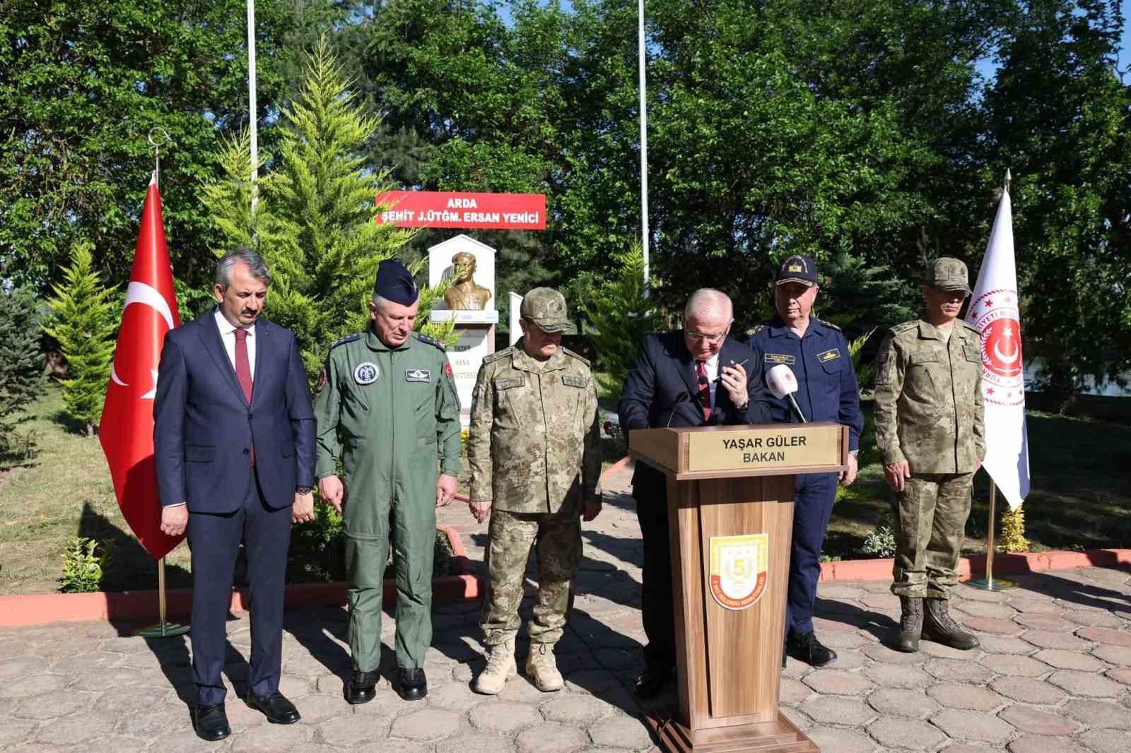 cumhurbaskani erdogandan edirne sinir hattindaki mehmetcige bayram mesaji 0