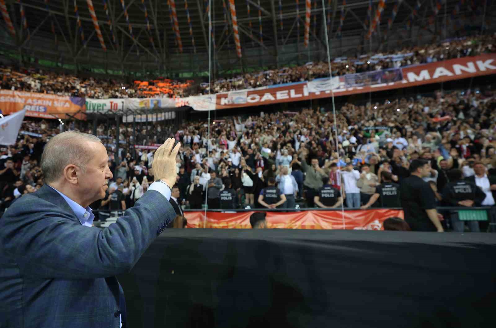 Cumhurbaşkanı Erdoğan’dan gençlere: "Kifayetsizlere asla prim vermeyin" 21 cumhurbaskani erdogandan genclere kifayetsizlere asla prim vermeyin 17 yEn84yrp