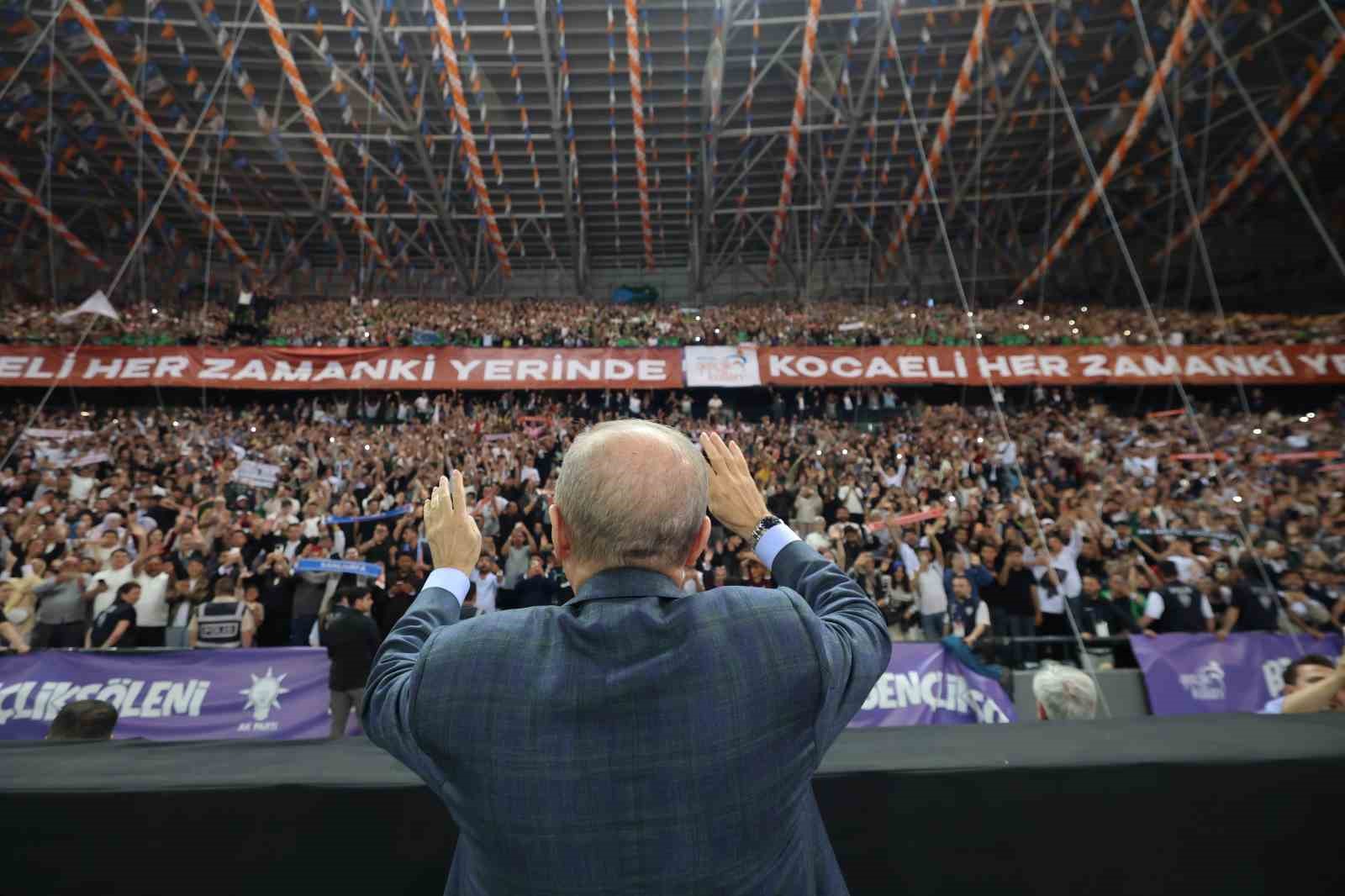 Cumhurbaşkanı Erdoğan’dan gençlere: "Kifayetsizlere asla prim vermeyin" 22 cumhurbaskani erdogandan genclere kifayetsizlere asla prim vermeyin 18 yTJk2On9