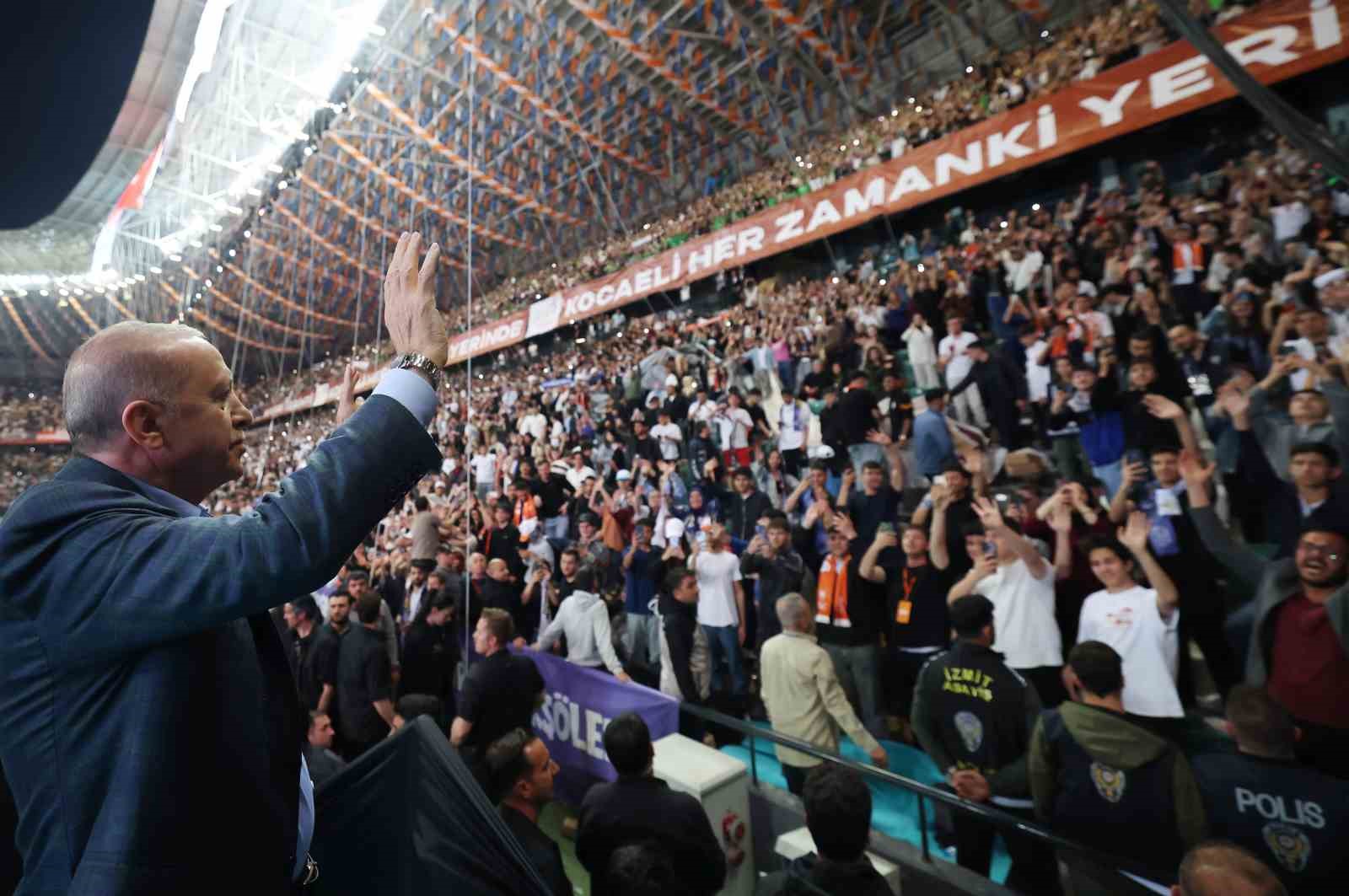 Cumhurbaşkanı Erdoğan’dan gençlere: "Kifayetsizlere asla prim vermeyin" 23 cumhurbaskani erdogandan genclere kifayetsizlere asla prim vermeyin 19 64UdbDLj