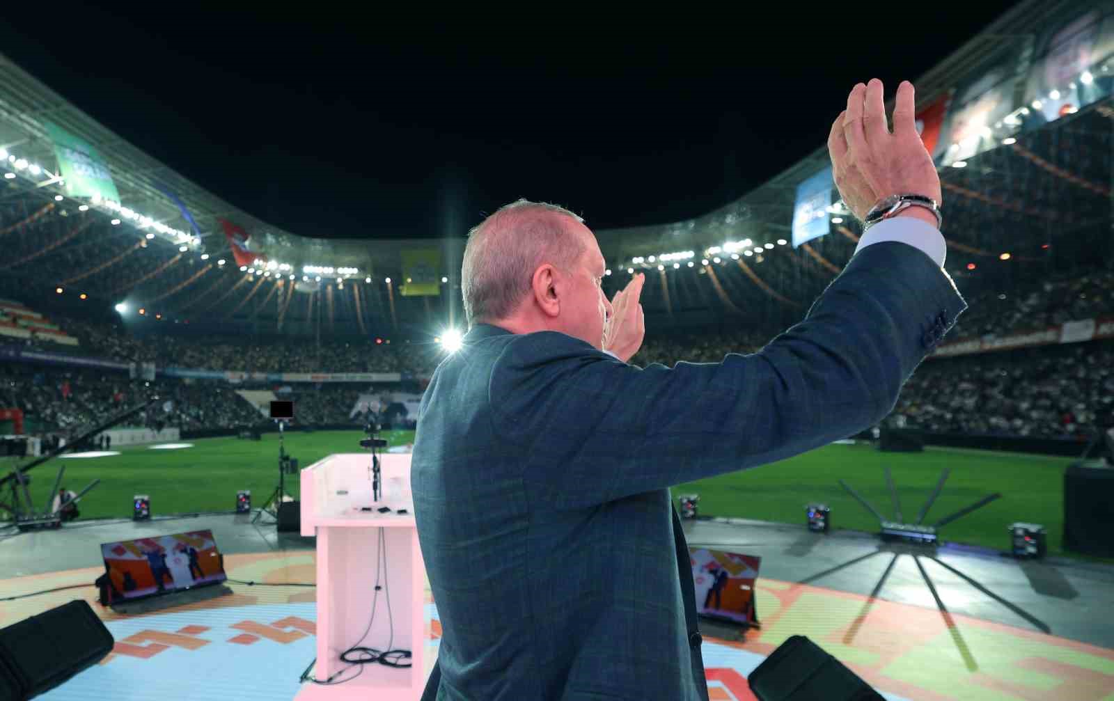 Cumhurbaşkanı Erdoğan’dan gençlere: "Kifayetsizlere asla prim vermeyin" 26 cumhurbaskani erdogandan genclere kifayetsizlere asla prim vermeyin 22