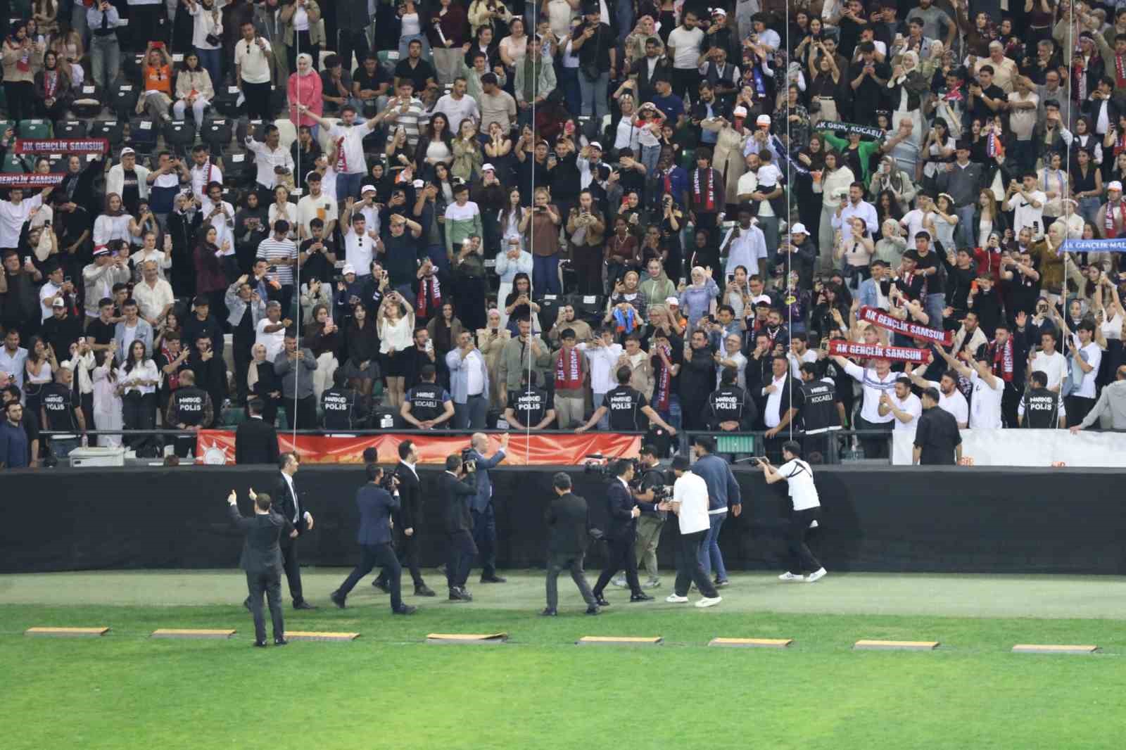 Cumhurbaşkanı Erdoğan’dan gençlere: "Kifayetsizlere asla prim vermeyin" 9 cumhurbaskani erdogandan genclere kifayetsizlere asla prim vermeyin 5 racamYmj