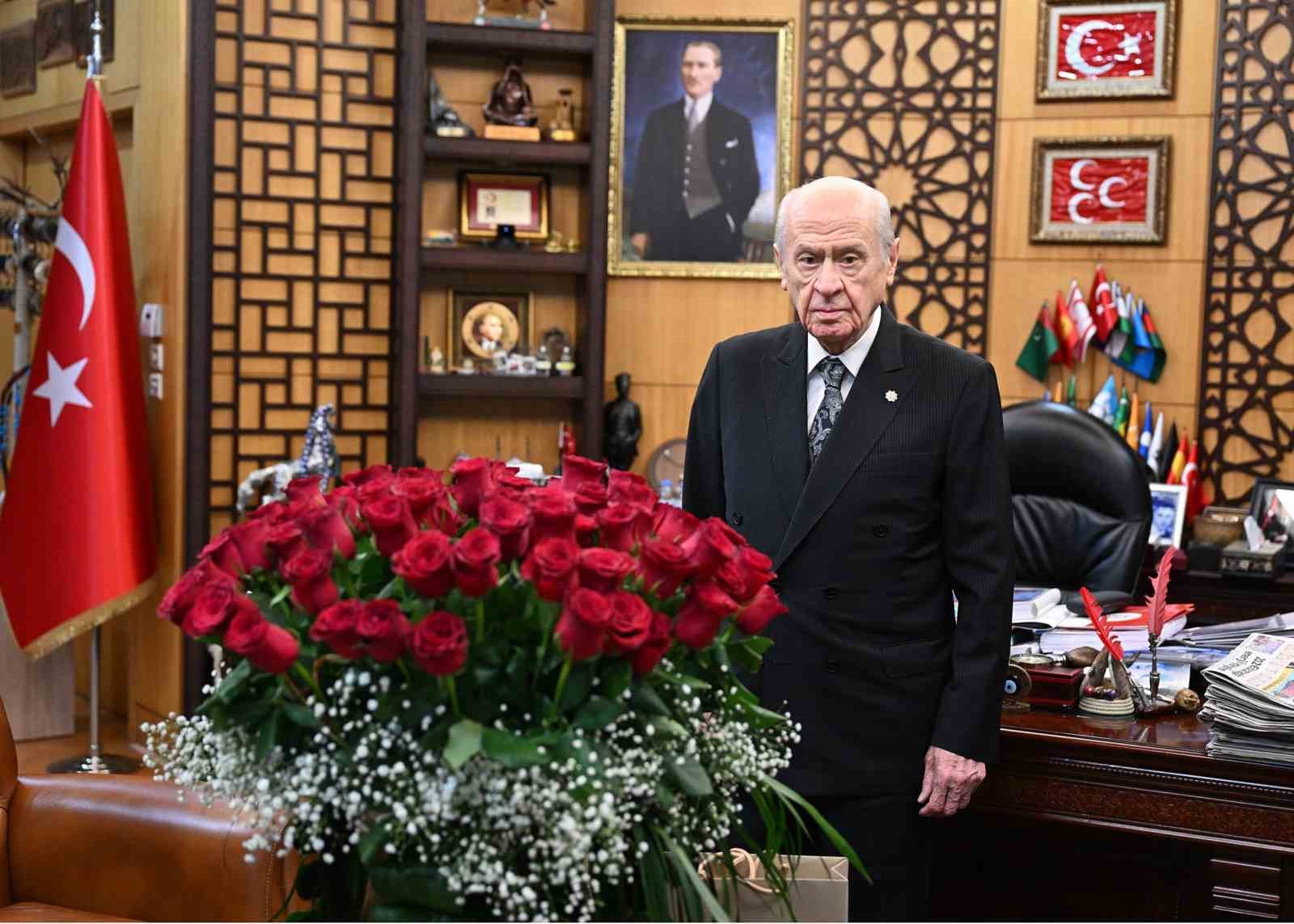 Cumhurbaşkanı Erdoğan’dan MHP Lideri Bahçeli’ye doğum günü ve yeni yıl kutlaması 5 cumhurbaskani erdogandan mhp lideri bahceliye dogum gunu ve yeni yil kutlamasi 1 I6K1DAyA