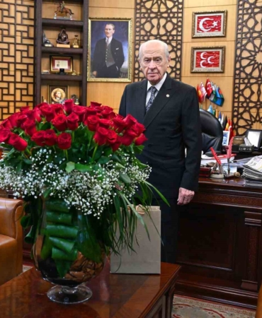 cumhurbaskani-erdogandan-mhp-lideri-bahceliye-dogum-gunu-ve-yeni-yil-kutlamasi-gZHBVEJV.jpg