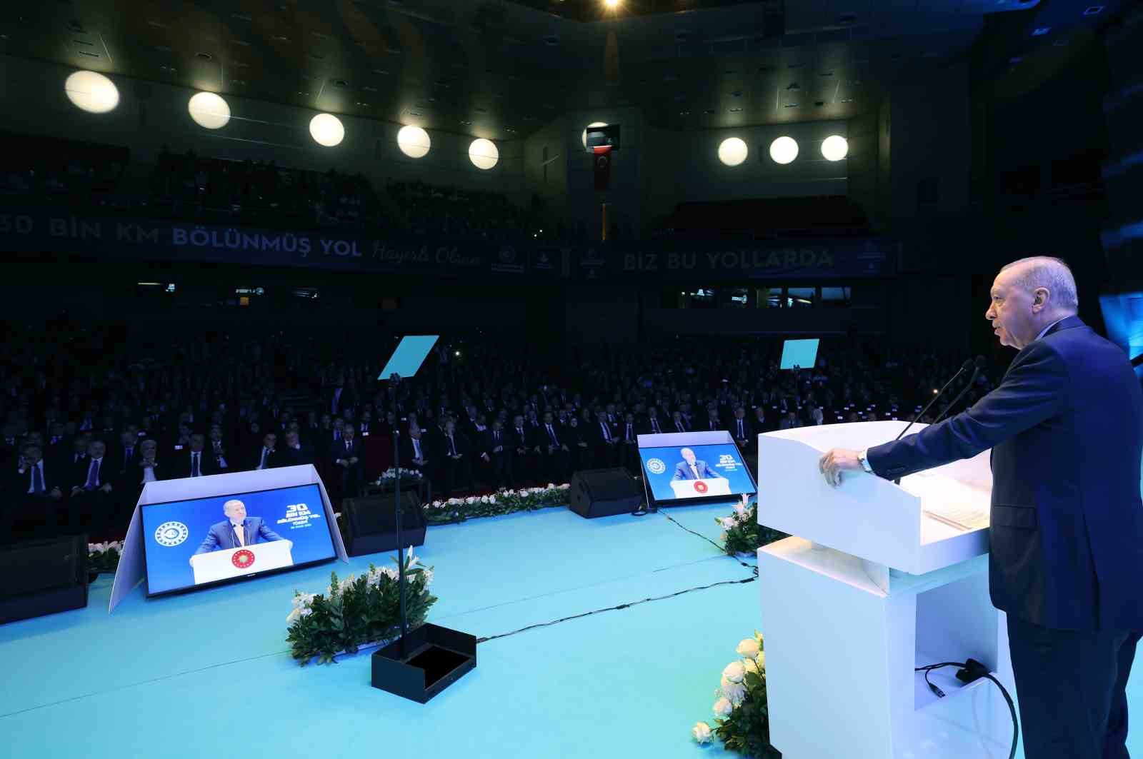 cumhurbaskani erdogandan muhalefete tepki yolsuzluk yapmadiysaniz rusvet almadiysaniz bu telas hali niye 20 tqQvM46L