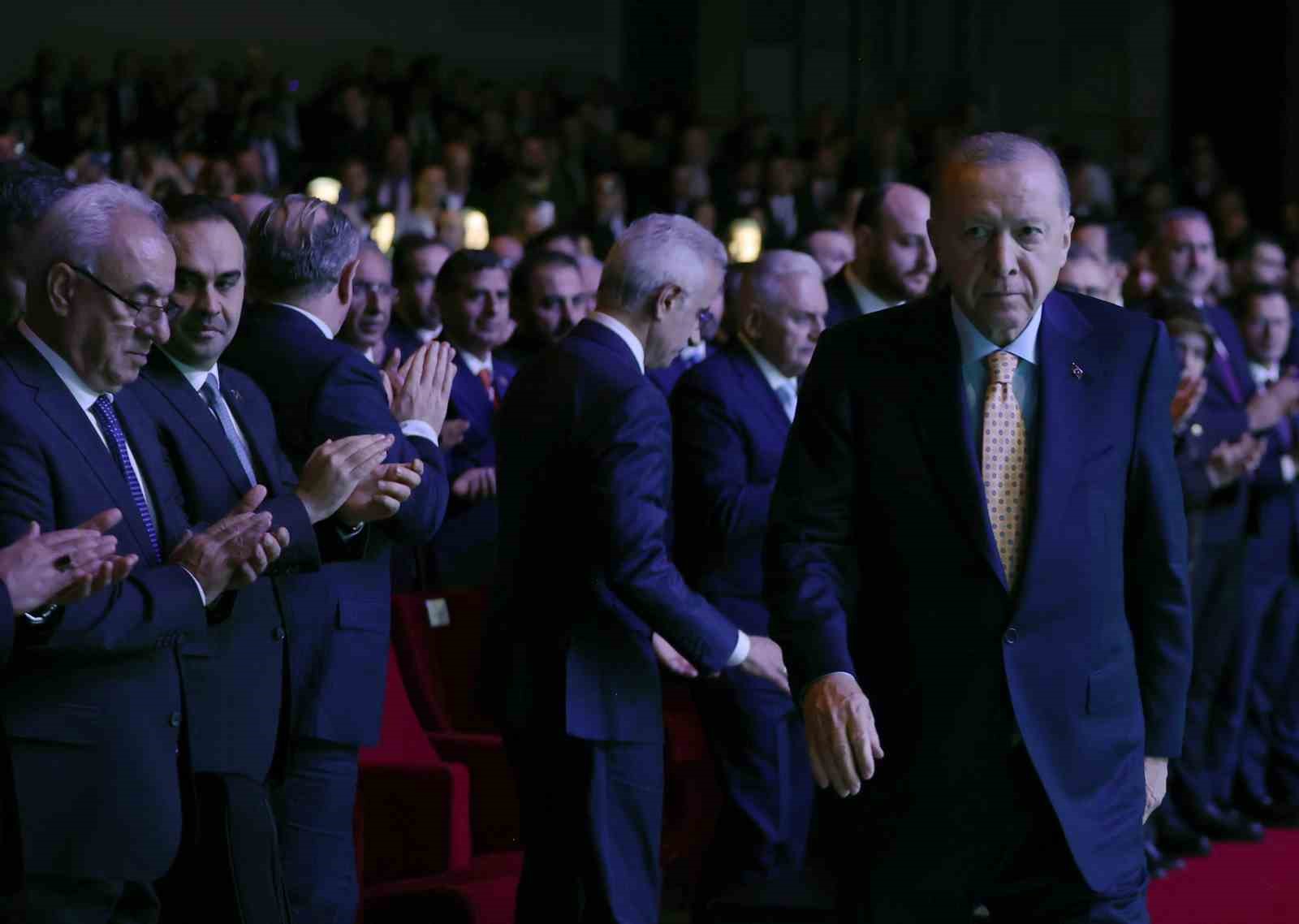 cumhurbaskani erdogandan muhalefete tepki yolsuzluk yapmadiysaniz rusvet almadiysaniz bu telas hali niye 3 mTwhMEXR