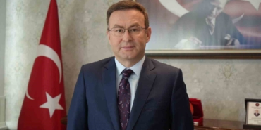 cumhurbaskani-erdogandan-odul-alan-kaymakam-demirelli-idareci-mazeret-uretmez-imkansizliklar-icinde-basarir-hW8qNb9v.jpg