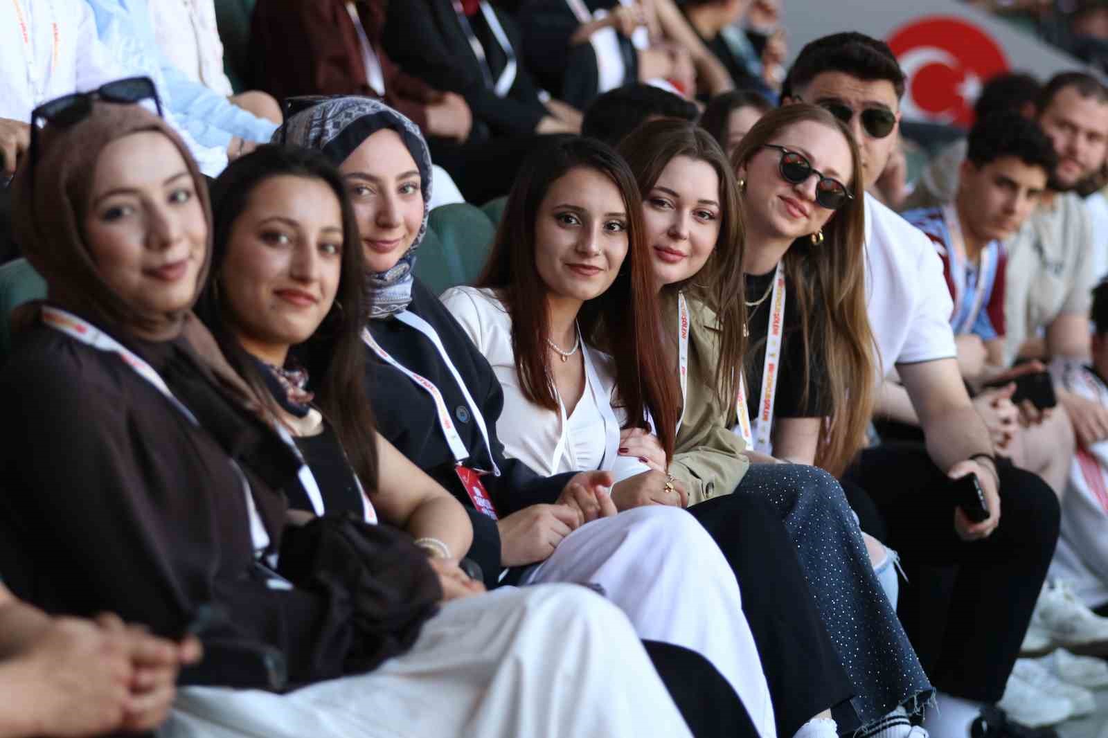 Cumhurbaşkanı Erdoğan’ın ziyareti öncesi Kocaeli’de gençlik rüzgarı 9 cumhurbaskani erdoganin ziyareti oncesi kocaelide genclik ruzgari 5 AgmtUlSp