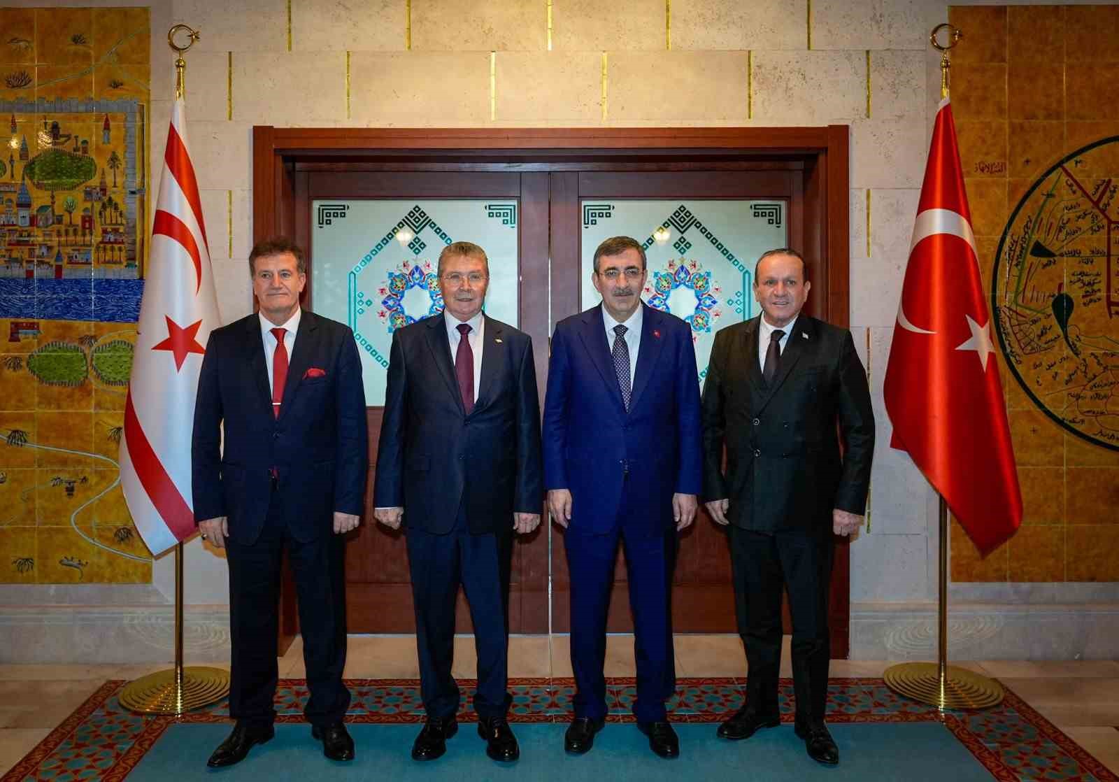 cumhurbaskani yardimcisi cevdet yilmaz anavatan ve garantor ulke olarak kktcnin mesru haklarini desteklemeye devam QPEPRLb9