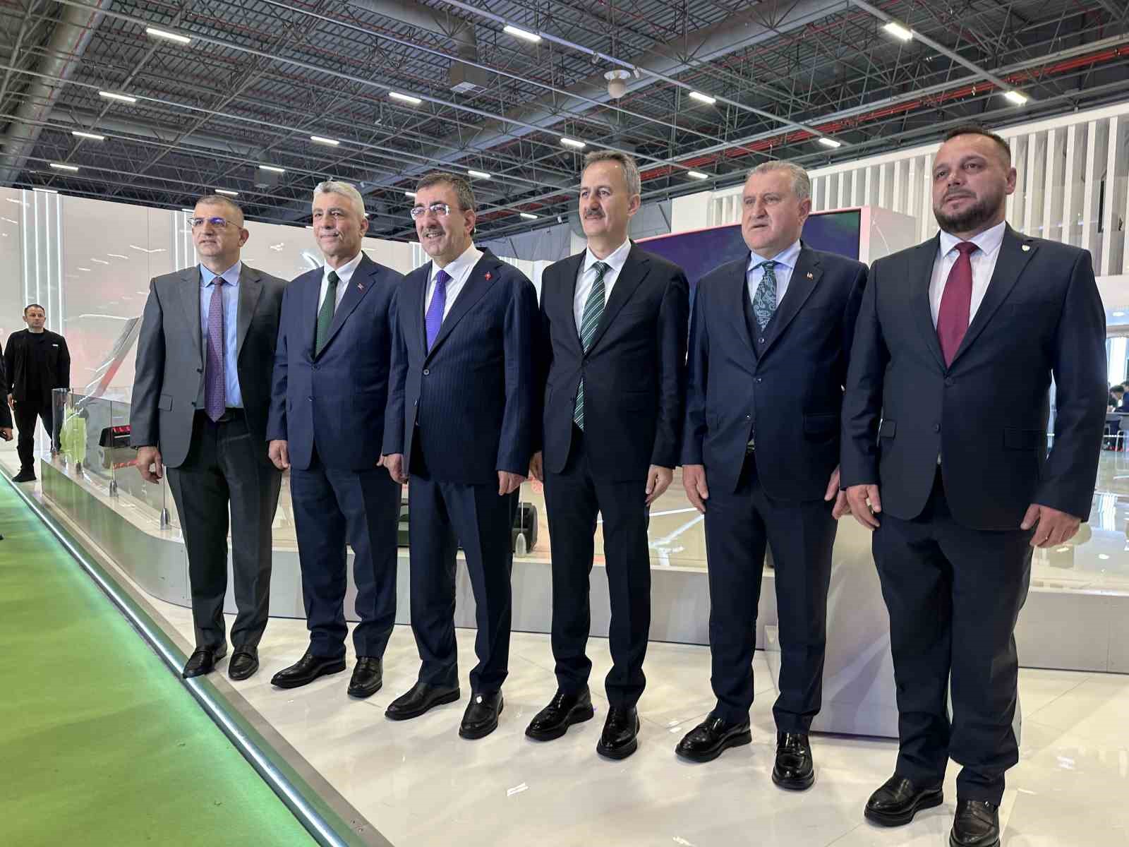 cumhurbaskani yardimcisi cevdet yilmaz turkiye savunma sanayiinde bir devrim yasadi 3