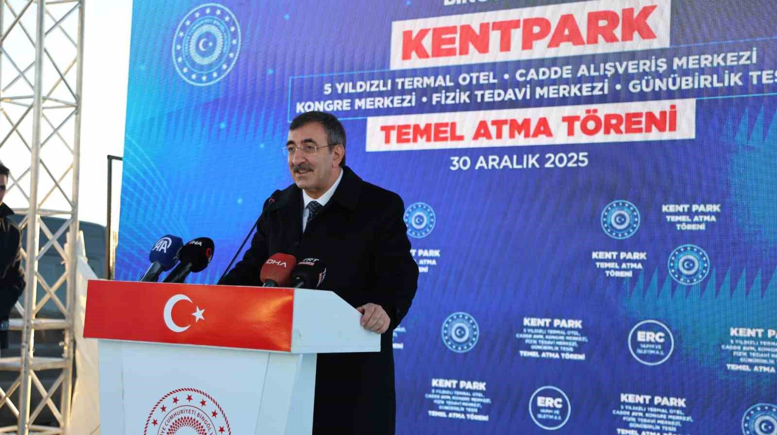 cumhurbaskani yardimcisi yilmaz 2025 yili sonunda turizm gelirimizin 64 milyar dolara ulasmasi beklenmektedir 6 SVpMhXjI