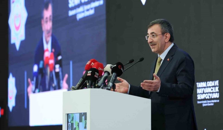 cumhurbaskani-yardimcisi-yilmaz-2026-butcesinde-besin-tarim-ve-hayvancilik-dalina-824-milyar-lira-odenek-EaKiNiG7.jpg