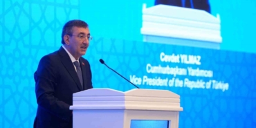 cumhurbaskani-yardimcisi-yilmaz-ab-turkiye-iliskilerinin-oneminin-cok-daha-yukseldigi-gunlerden-geciyoruz-Hsq6mzkD.jpg