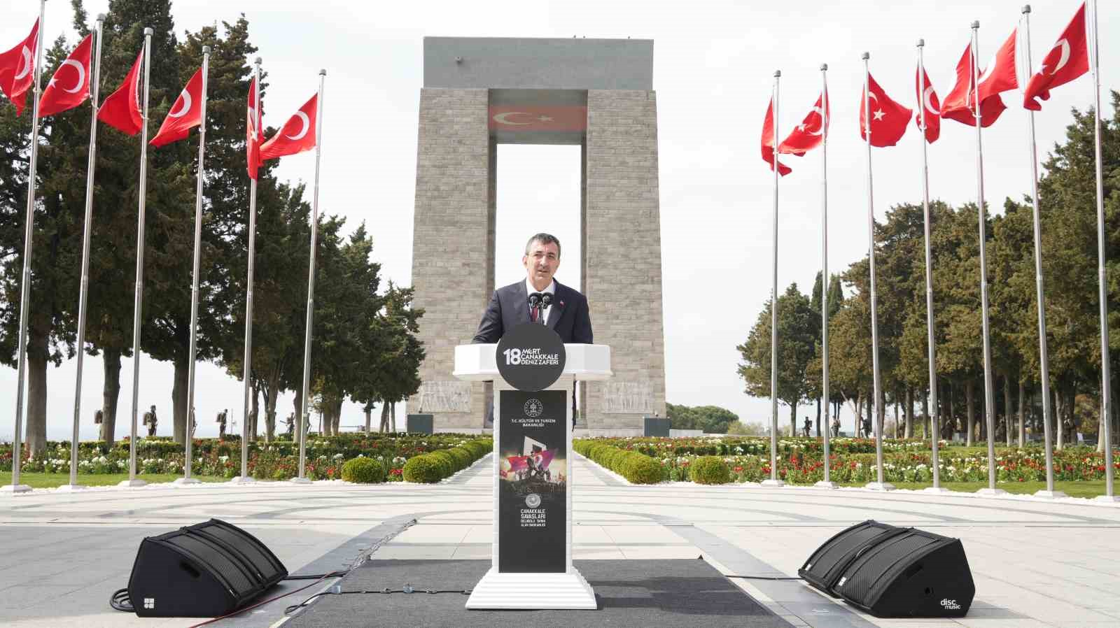 Cumhurbaşkanı Yardımcısı Yılmaz: "Azimle inşa ettiğimiz Türkiye Yüzyılı’nın da en sağlam dayanağı Çanakkale ruhudur" 4 cumhurbaskani yardimcisi yilmaz azimle insa ettigimiz turkiye yuzyilinin da en saglam dayanagi canakkale ruhudur