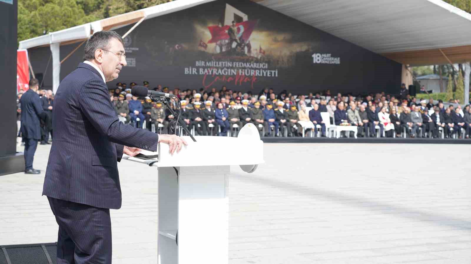 Cumhurbaşkanı Yardımcısı Yılmaz: "Azimle inşa ettiğimiz Türkiye Yüzyılı’nın da en sağlam dayanağı Çanakkale ruhudur" 13 cumhurbaskani yardimcisi yilmaz azimle insa ettigimiz turkiye yuzyilinin da en saglam dayanagi canakkale ruhudur cejLUS29