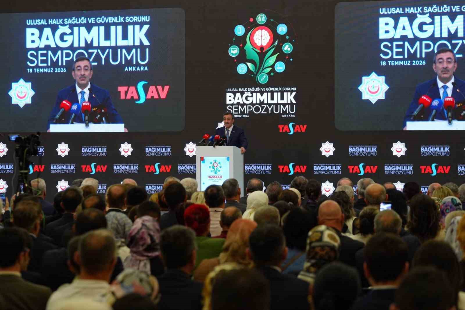 Cumhurbaşkanı Yardımcısı Yılmaz: "Bağımlılık iç güvenliğimizi de ilgilendiren bir mesele" 5 cumhurbaskani yardimcisi yilmaz bagimlilik ic guvenligimizi de ilgilendiren bir mesele 1 PCAbDBNC
