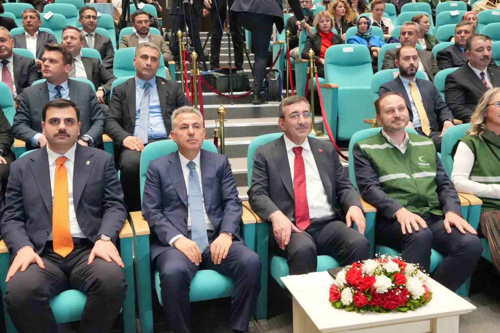 cumhurbaskani yardimcisi yilmaz bagimliliklarin ekonomiye maliyeti 78 milyar dolar 2 fM3hB7LA