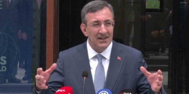 cumhurbaskani-yardimcisi-yilmaz-belirsizliklerin-catismalarin-yukseldigi-bu-donemde-turkiye-guclu-bir-merkez-olarak-konumlanacak-LIb4wCUU.jpg