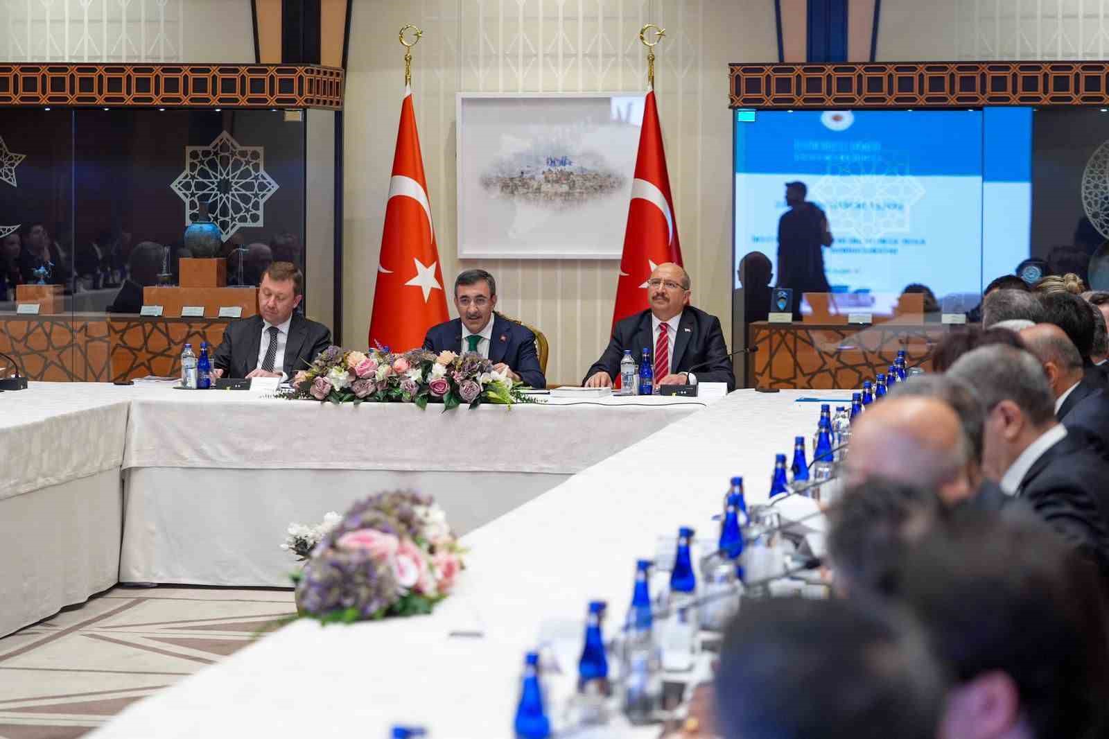 Cumhurbaşkanı Yardımcısı Yılmaz: "Etkin denetim sistemiyle vatandaşlarımızdaki denetim algısını iyileştirmeyi hedefliyoruz" 7 cumhurbaskani yardimcisi yilmaz etkin denetim sistemiyle vatandaslarimizdaki denetim algisini iyilestirmeyi hedefliyoruz 3 HIVCVlGK
