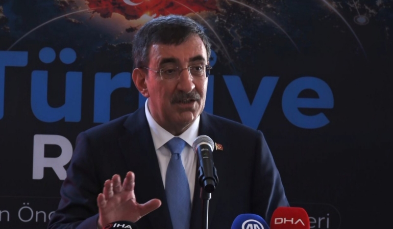 cumhurbaskani-yardimcisi-yilmaz-gecen-yil-itibariyle-nominal-dolar-bazinda-dunyanin-16-buyuk-ekonomisiyiz-kiarNgMb.jpg