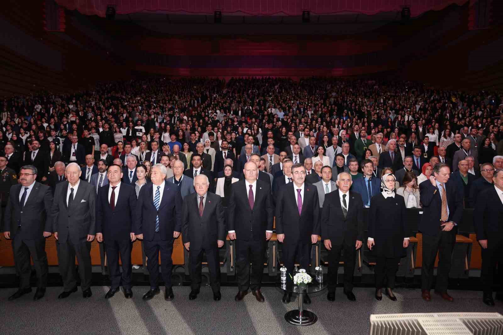Cumhurbaşkanı Yardımcısı Yılmaz: "Hedefimiz çok daha güçlü bir şekilde Ankara’yı teknoloji üreten, değer oluşturan ve güçlü bir marka kimliği taşıyan bir şehir konumuna taşımaktır" 6 cumhurbaskani yardimcisi yilmaz hedefimiz cok daha guclu bir sekilde ankarayi teknoloji ureten deger olusturan 6sQWad2M