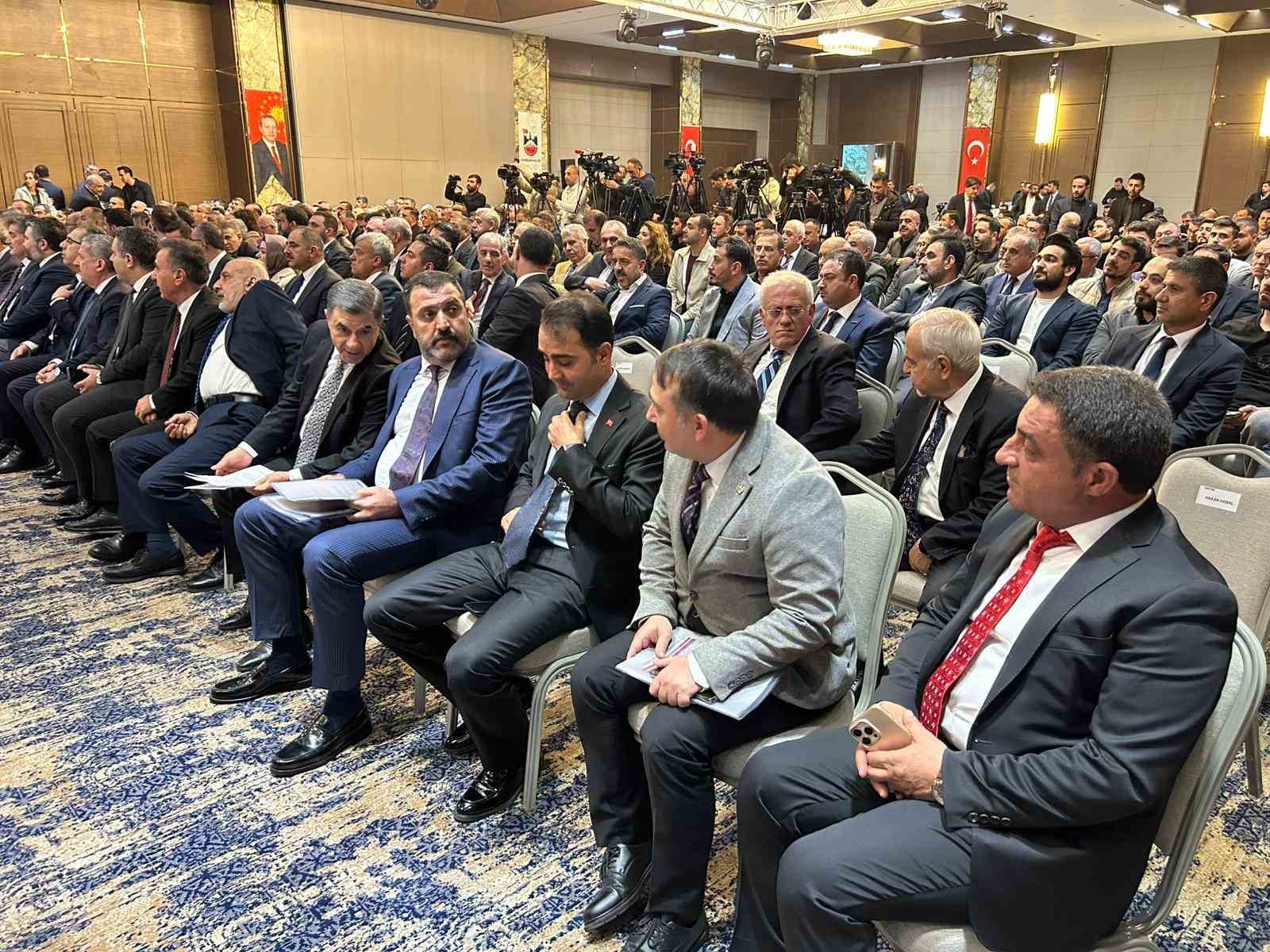 Cumhurbaşkanı Yardımcısı Yılmaz: ’’Herkesin diline, üslubuna, yaklaşımına çok dikkat etmesi gereken bir süreçten geçtiğimizi de ifade etmek istiyorum’’ 6 cumhurbaskani yardimcisi yilmaz herkesin diline uslubuna yaklasimina cok dikkat etmesi gereken bir surecten gectigimizi 46lzY1Jk
