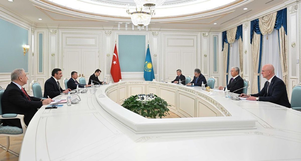 cumhurbaskani yardimcisi yilmaz kazakistan cumhurbaskani tokayev ile gorustu 2 IK2DdCKJ