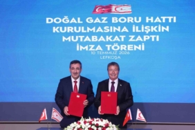 Bakan Bayraktar: "Türkiye-KKTC arasında yaklaşık 101 kilometre uzunluğunda doğal gaz iletim hattı inşa edeceğiz" 1 thumbnail