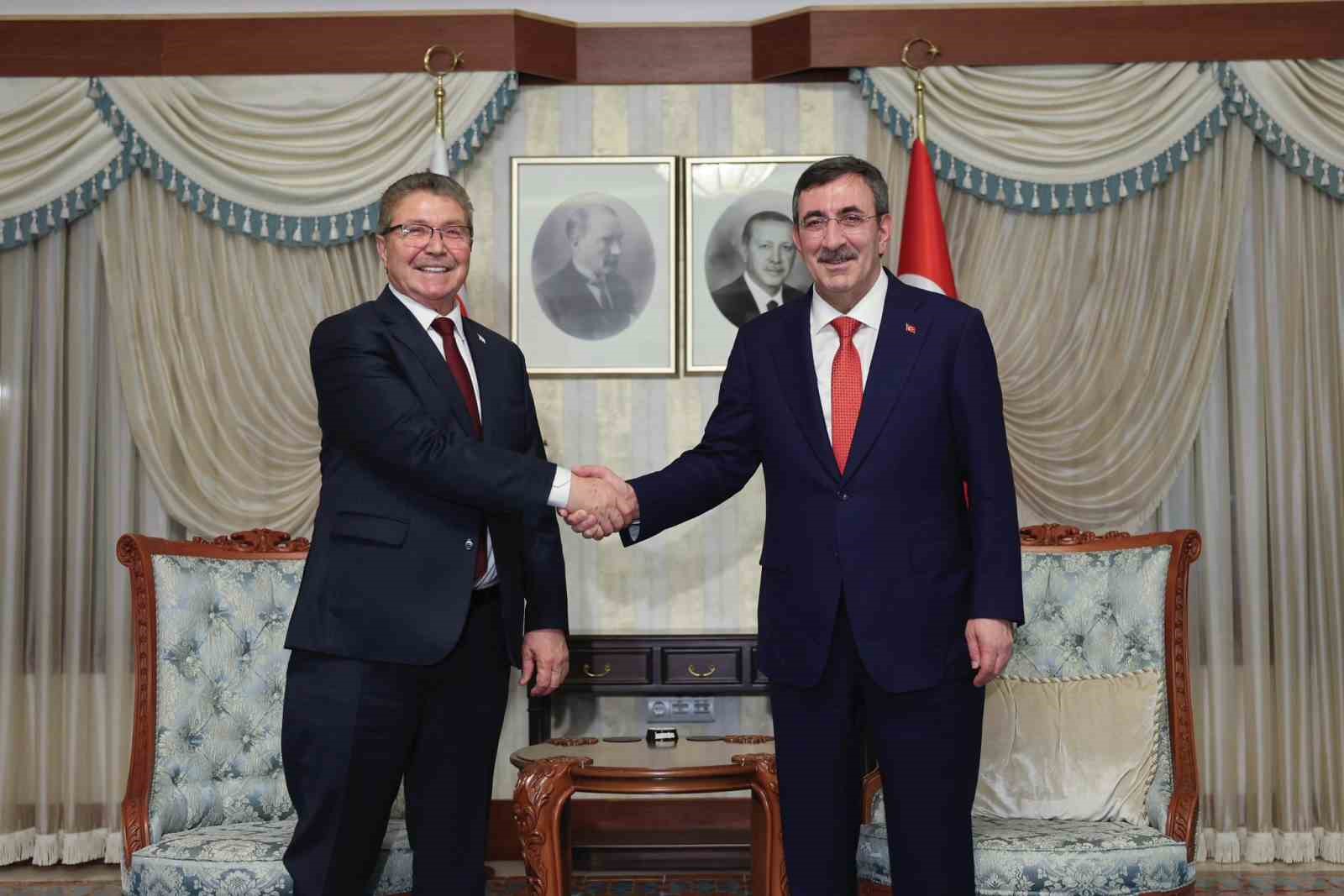 Cumhurbaşkanı Yardımcısı Yılmaz: "KKTC’yi Doğu Akdeniz’in parlayan bir yıldızı olarak geleceğe taşımak en büyük hedefimizdir" 6 cumhurbaskani yardimcisi yilmaz kktcyi dogu akdenizin parlayan bir yildizi olarak gelecege tasimak en buyuk hORWTi6t