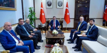 cumhurbaskani-yardimcisi-yilmaz-lubnan-basbakan-yardimcisi-mitri-ile-gorustu-KUMiEJFA.jpg