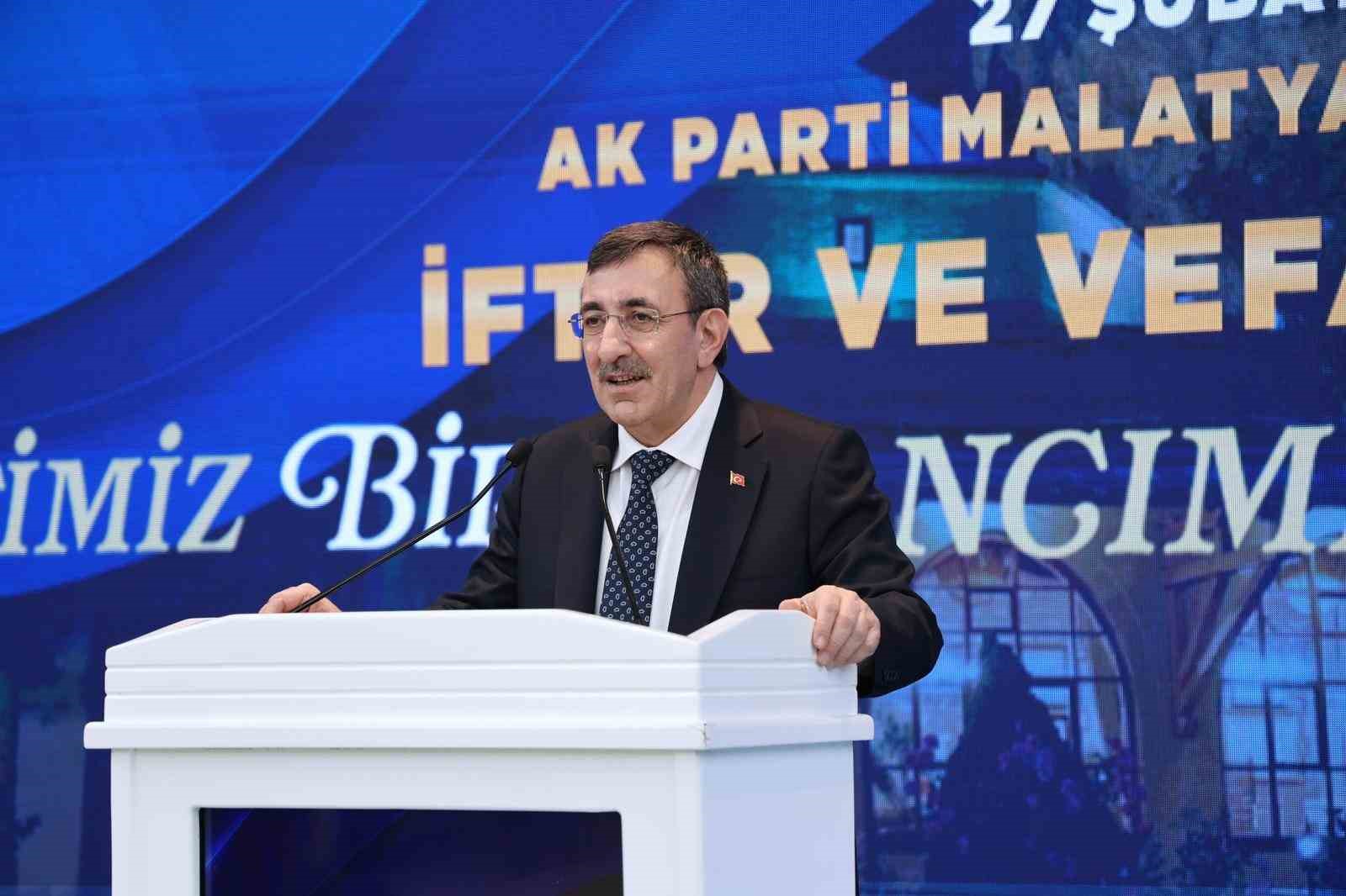 cumhurbaskani yardimcisi yilmaz malatyada yaralar buyuk oranda sarildi 0 CutOmGqg