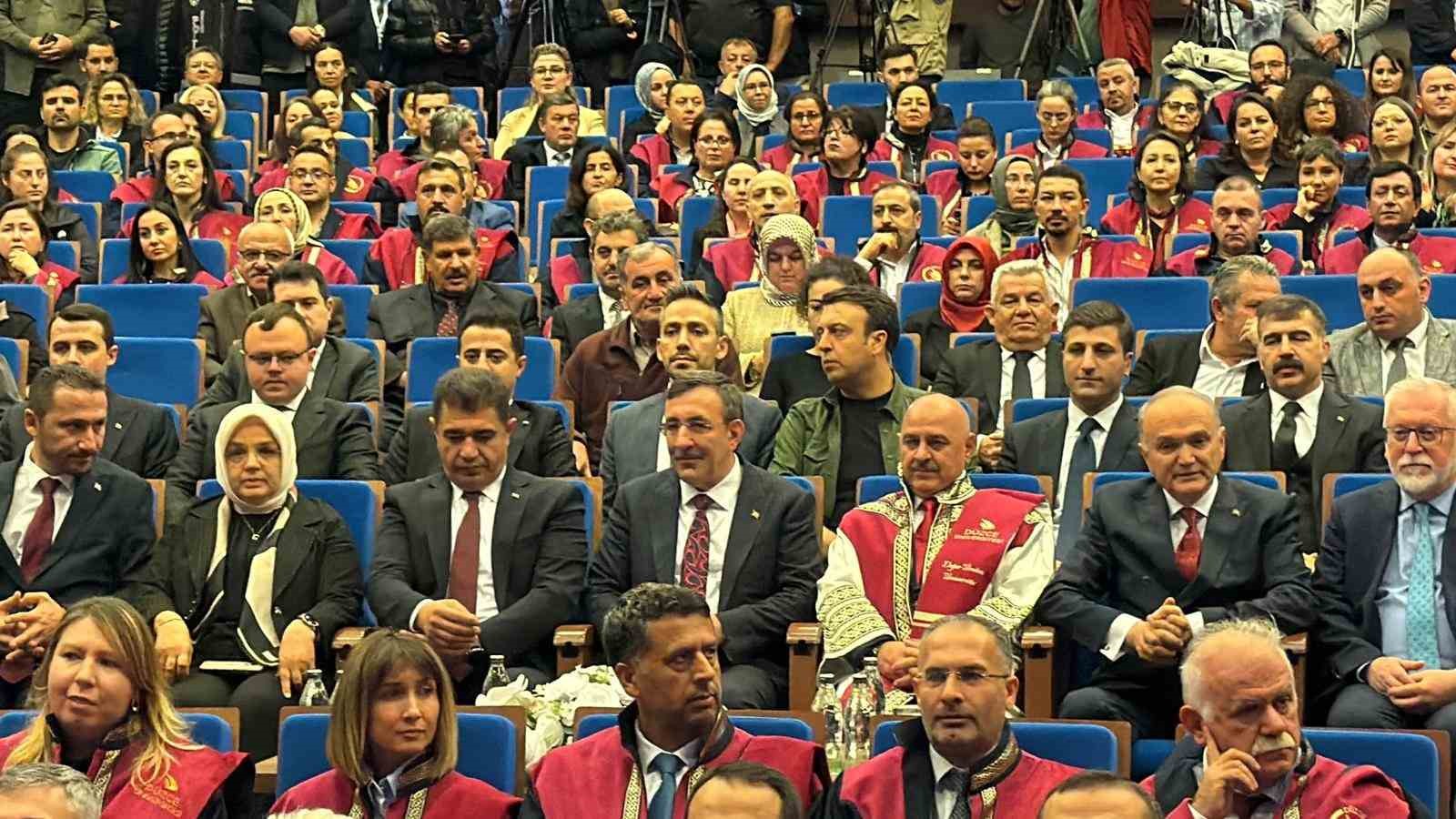 cumhurbaskani yardimcisi yilmaz onumuzdeki donem daha buyuk bir degisim dalgasi geliyor 5 cfDN2mUA