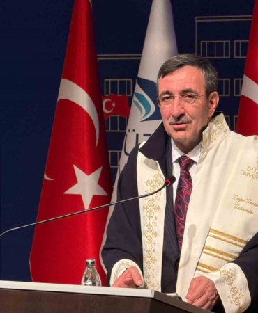 cumhurbaskani-yardimcisi-yilmaz-onumuzdeki-donem-daha-buyuk-bir-degisim-dalgasi-geliyor-MJY5fiK9.jpg