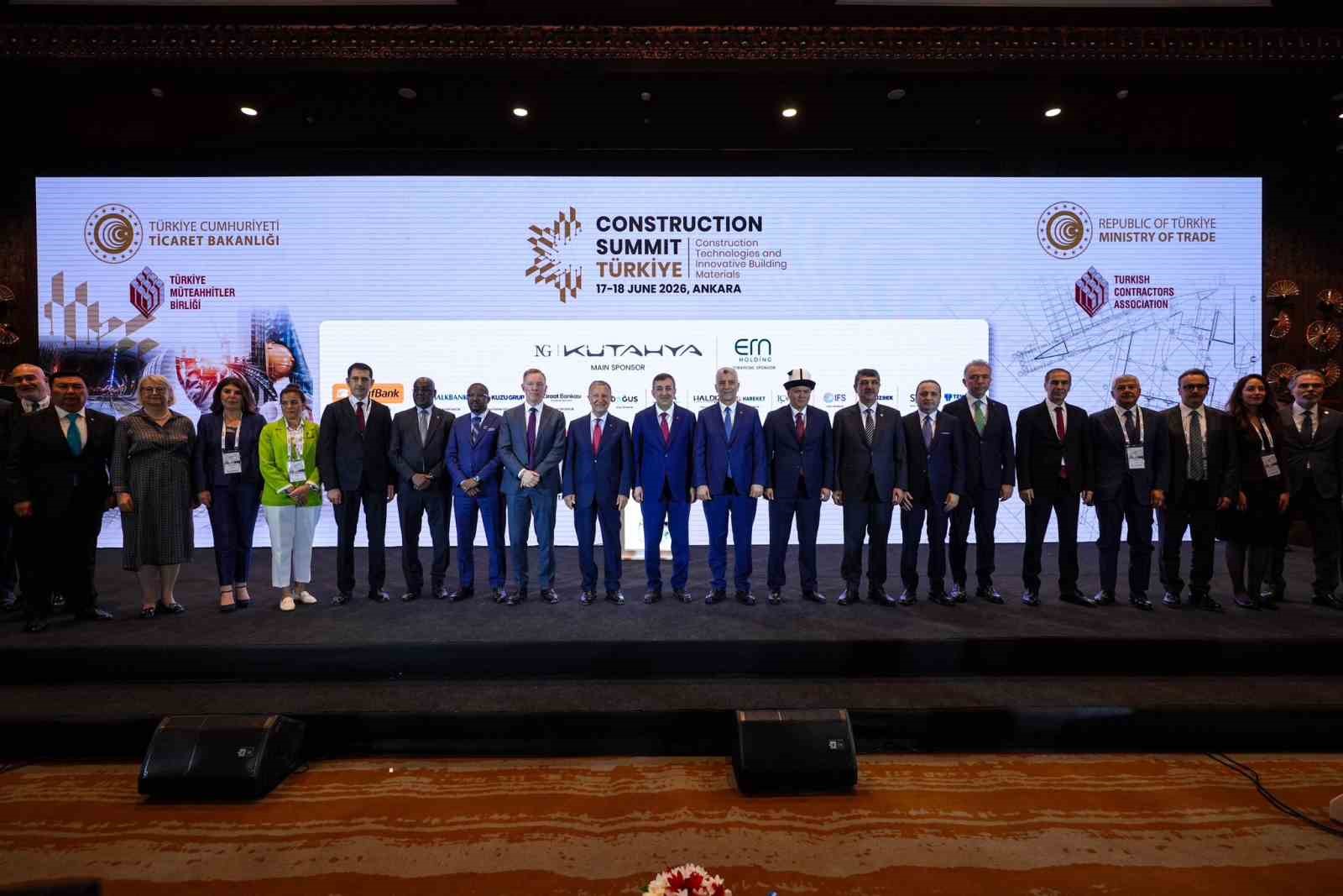 Cumhurbaşkanı Yardımcısı Yılmaz: "Orta vadede çok daha önemli kazançlar sağlayacağımız bir döneme giriyoruz" 5 cumhurbaskani yardimcisi yilmaz orta vadede cok daha onemli kazanclar saglayacagimiz bir doneme giriyoruz 1 flNClXMs