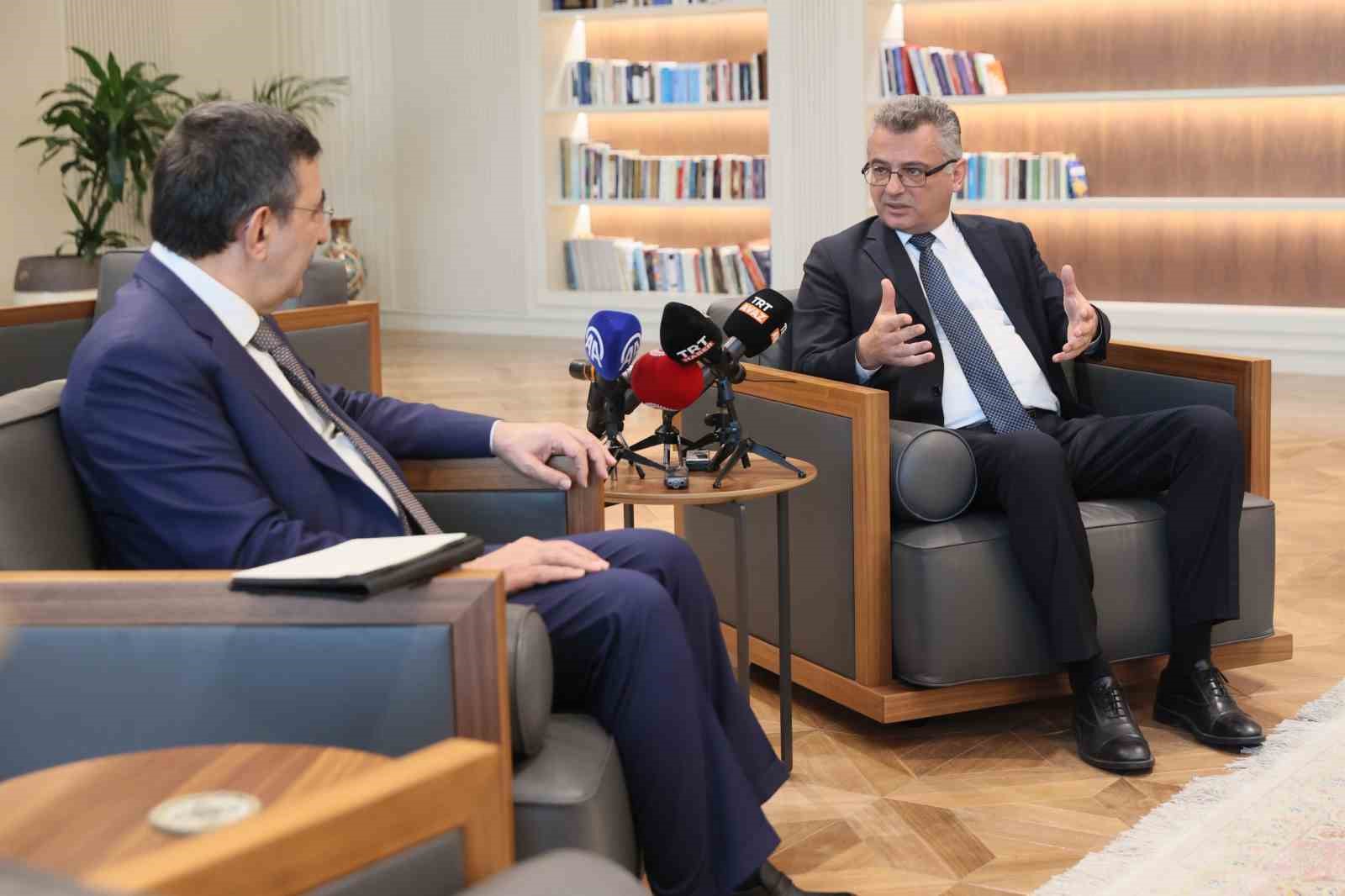 Cumhurbaşkanı Yardımcısı Yılmaz: "Rum tarafının adadaki askeri varlığımıza ilişkin söylemlerini hiçbir şekilde kabul etmiyoruz" 6 cumhurbaskani yardimcisi yilmaz rum tarafinin adadaki askeri varligimiza iliskin soylemlerini hicbir sekilde kabul etmiyoruz mLit34rX