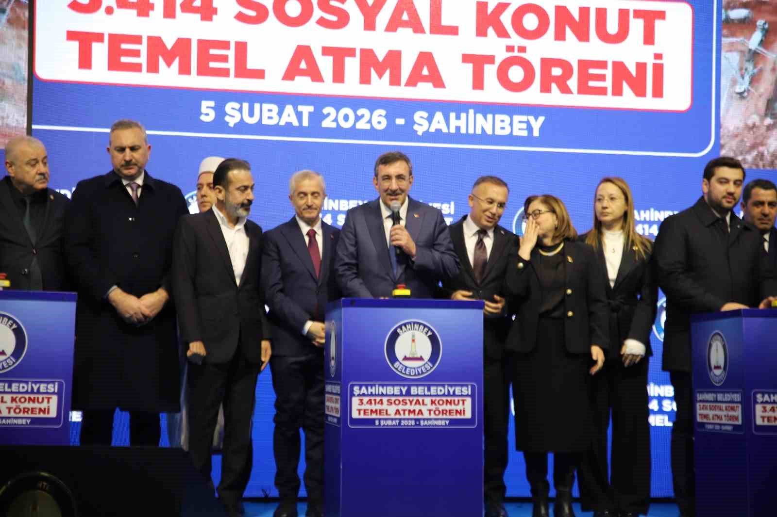 cumhurbaskani yardimcisi yilmaz sahinbey belediyesinin yaptigini metropol bir belediye yapamiyor 5 J1tWvE5X