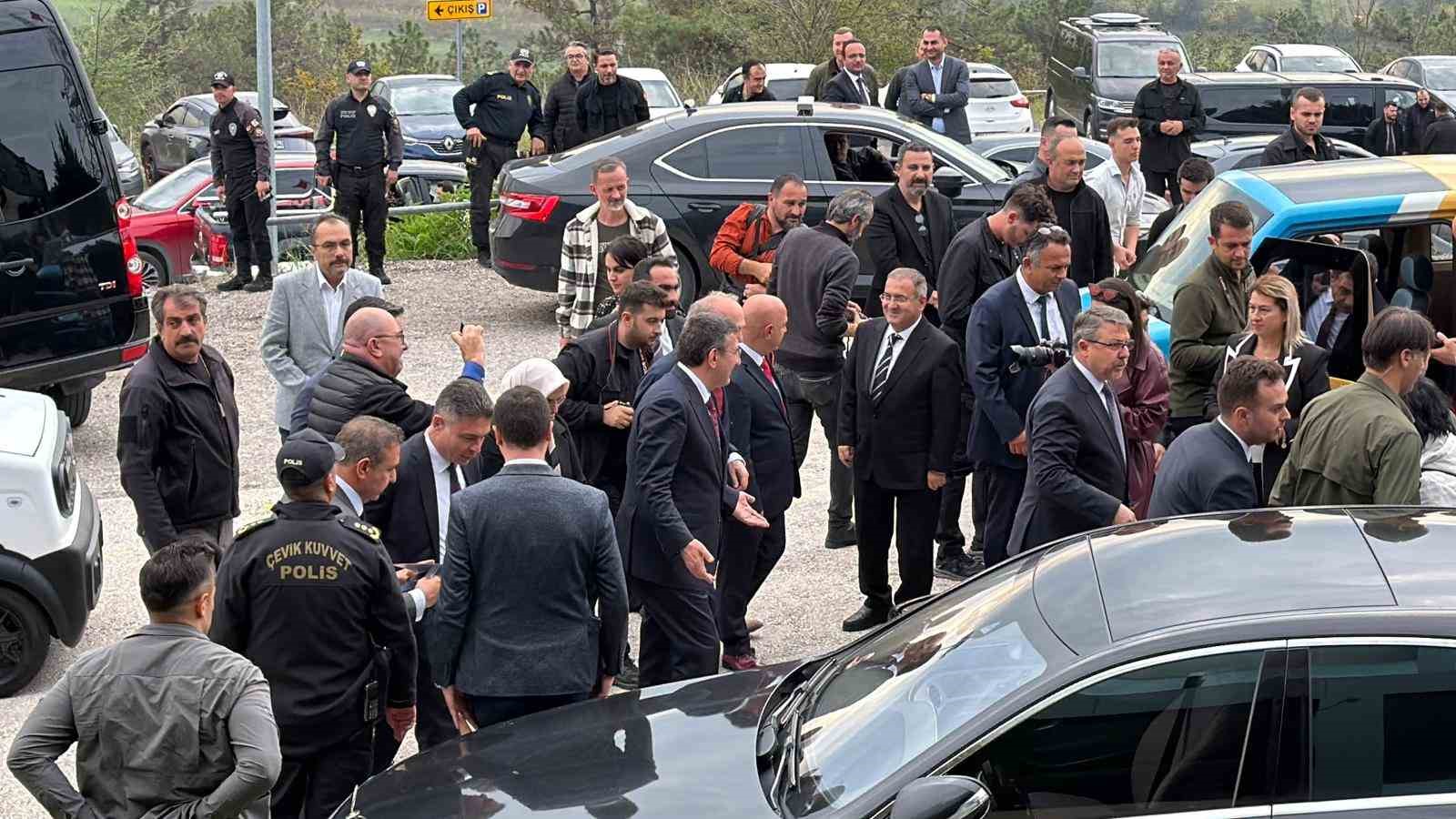 cumhurbaskani yardimcisi yilmaz tlye olan guven artmis durumda 3 GVwaMi2E