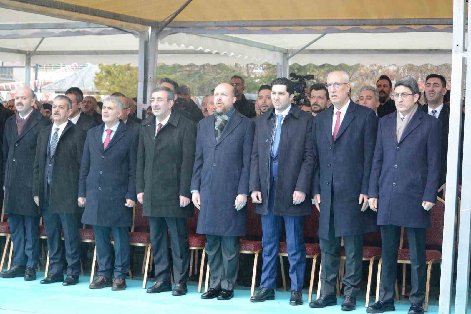 cumhurbaskani yardimcisi yilmaz turkiye cumhuriyeti olarak biz hem hakli hem guclu olacagiz 4 mUc9wQbm