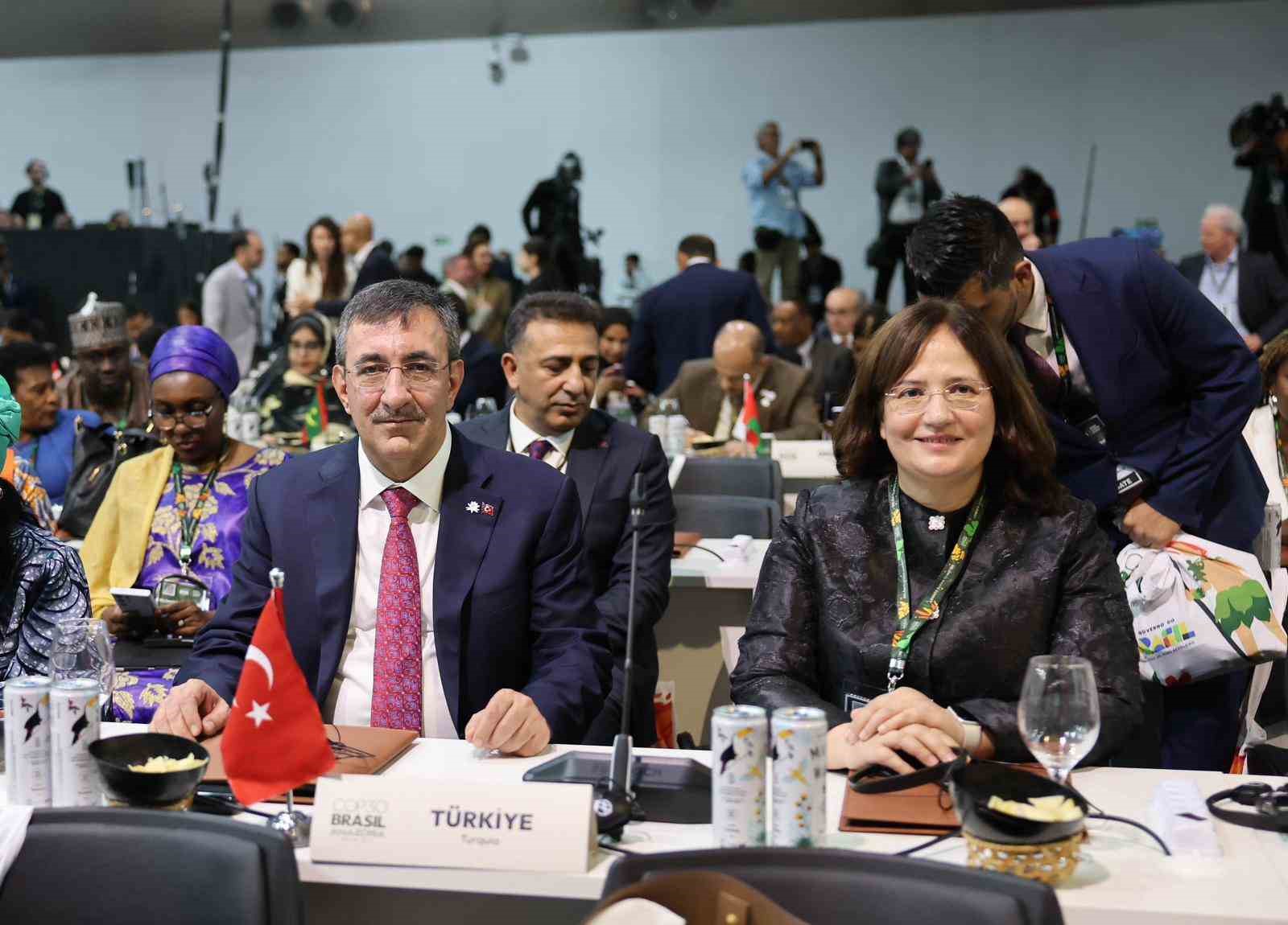 Cumhurbaşkanı Yardımcısı Yılmaz: "Türkiye, iklim değişikliği ile mücadelede güney ve kuzey arasında bir köprü rolü üstlenmeye hazırdır" 4 cumhurbaskani yardimcisi yilmaz turkiye iklim degisikligi ile mucadelede guney ve kuzey arasinda bir kopru fqunkuul