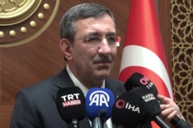 Peskov: "Almanya’nın Kiev’in Kuzey Akım boru hatlarına saldırılardaki rolüne rağmen Ukrayna’yı desteklemeye devam etmesi oldukça mantığa aykırı" 1 thumbnail