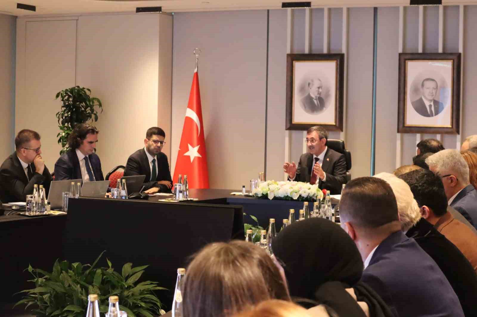 cumhurbaskani yardimcisi yilmaz turkiye son 23 yilda buyuk bir degisim ve gelisim yasadi 2 5WZ7qgI2