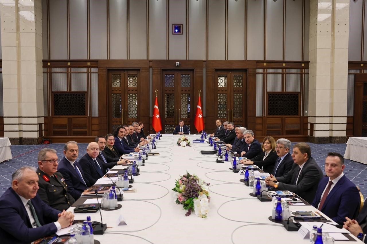 cumhurbaskani yardimcisi yilmaz ulusal kent bilgi sistemi ile turkiye ulusal cografi bilgi sistemi entegrasyonu TT1QOsaM