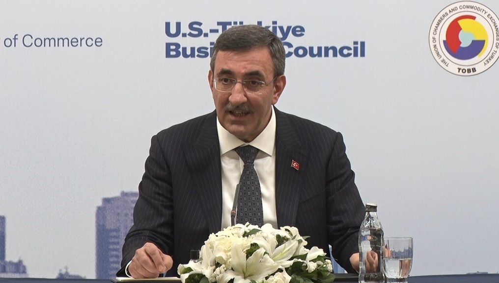 Cumhurbaşkanı Yardımcısı Yılmaz: "Yatırımcılar için stratejik bir merkez konumundayız" 4 cumhurbaskani yardimcisi yilmaz yatirimcilar icin stratejik bir merkez konumundayiz 0 I77O8nTJ